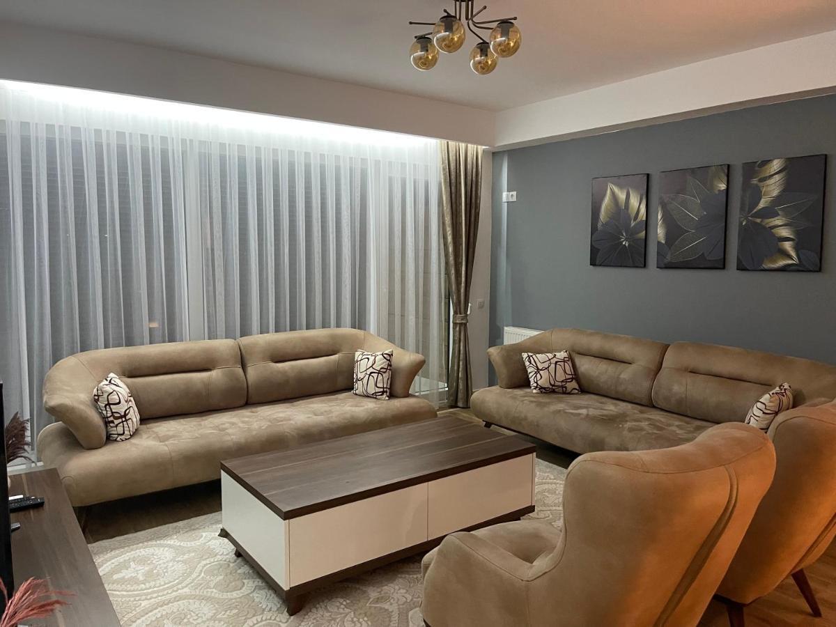 Daf Apartaments Pristina Extérieur photo